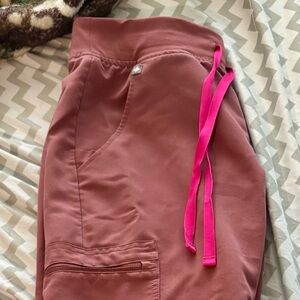 Figs women’s Mauve joggers